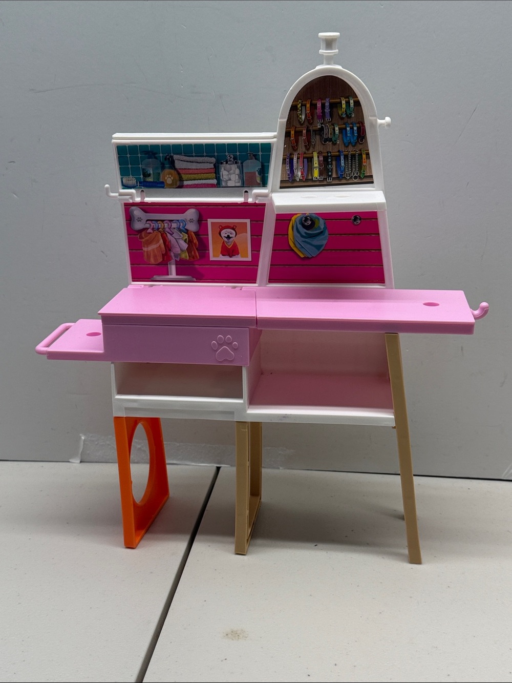 Mattel Barbie Doll and Pet Boutique REPLACEMENT Grooming Station